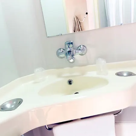 Hotel Premiere Classe Boulogne - Martin Les Boulogne Saint-Martin-Boulogne