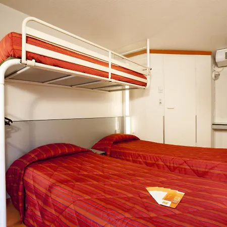 Hotel Premiere Classe Boulogne - Martin Les Boulogne